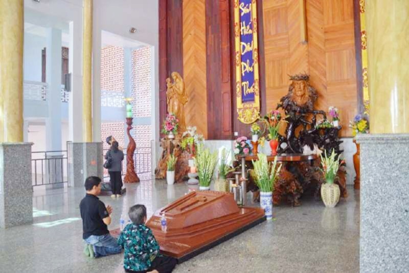 Nhà Thờ Tắc Sậy
